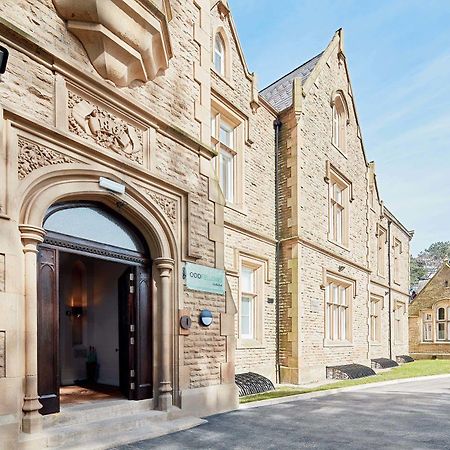 ホテル オッドフェローズ オン ザ パーク チードル エクステリア 写真 The former school buildings