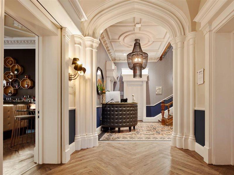 ホテル オッドフェローズ オン ザ パーク チードル エクステリア 写真 The hotel's interior