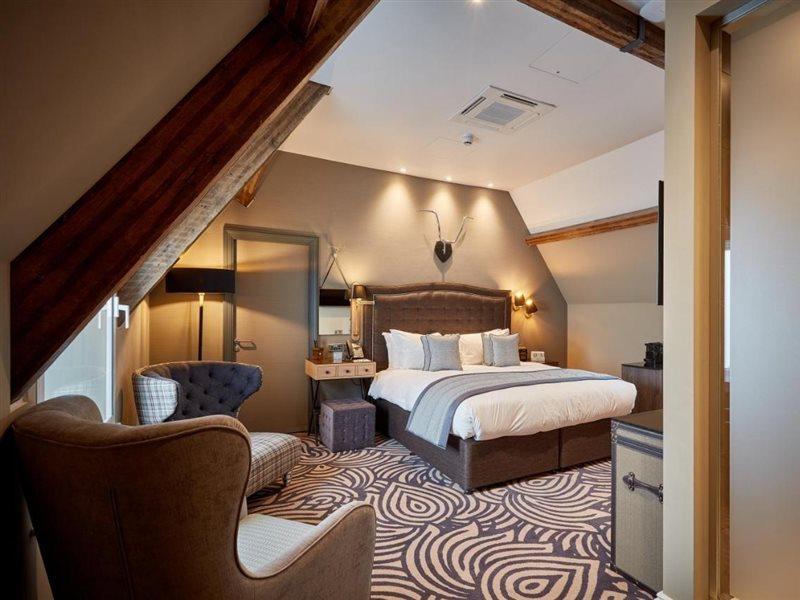 ホテル オッドフェローズ オン ザ パーク チードル エクステリア 写真 A room at The Swan